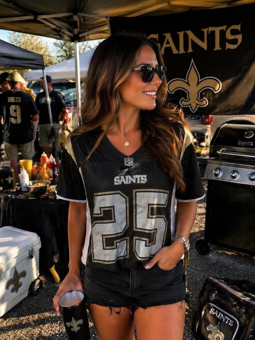 REEBOK NFL Woman’s #25 BUSH NEW ORLEANS SAINTS Black Gold Glitter Jersey Top M